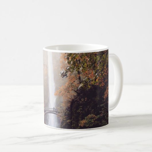 Herbst bei Multnomah Falls, OR Kaffeetasse (VorderseiteRechts)