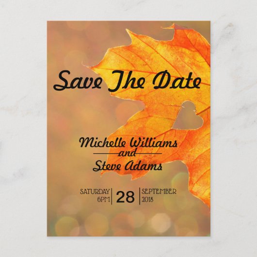 Herbst-Blatt mit Herzen Save the Date Ankündigungspostkarte (Vorderseite)