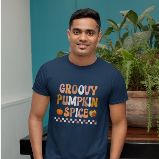 Herbst-Groovy Pumpkin Gewürzdesign T-Shirt