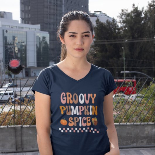 Herbst-Groovy Pumpkin Gewürzdesign T-Shirt
