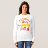 Herbst Himmel und Kürbiskugeln Gemüter Fall Sweatshirt (Vorne ganz)