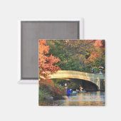 Herbst im Central Park: Boote durch Bow Bridge #01 Magnet (Vorderseite/Rückseite)