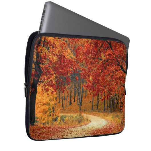Herbst im Wald Laptopschutzhülle (Vorne Rechts)