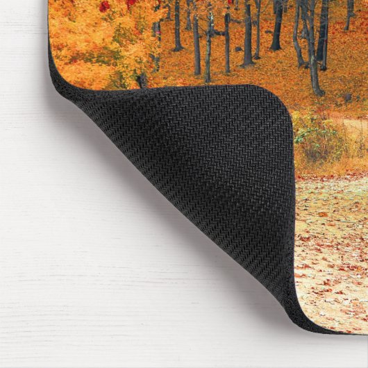 Herbst im Wald Mousepad (Ecke)