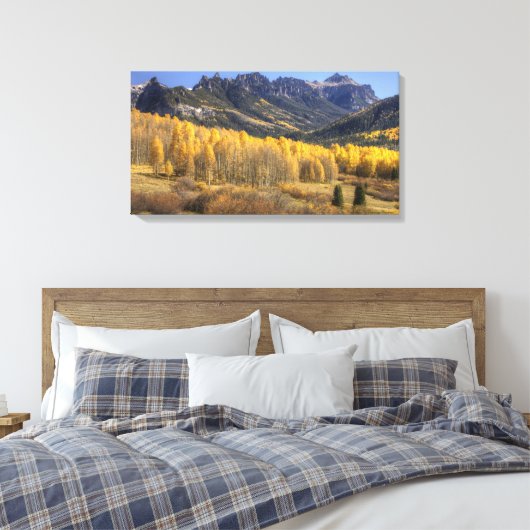 Herbst in Cimarron Wilderness #2 Leinwanddruck (Insitu (Schlafzimmer))