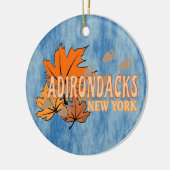 Herbst in den Adirondacks mit Herbstlauben Bear Tr Keramik Ornament (Links)