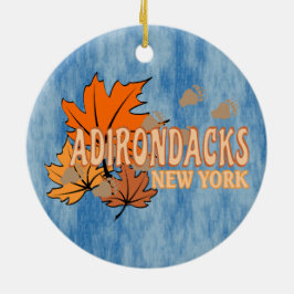 Herbst in den Adirondacks mit Herbstlauben Bear Tr Keramik Ornament