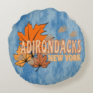 Herbst in den Adirondacks mit Herbstlauben Bear Tr Rundes Kissen