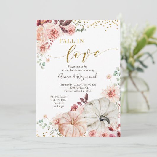 Herbst in Liebe Marsala Pumpkin Einladung (Stehend Vorderseite)