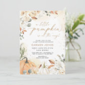 Herbst Kleine Pumpkin Baby Dusche Einladung (Stehend Vorderseite)