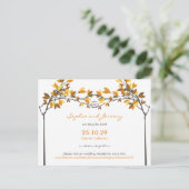 Herbst Knotted Liebe Bäume Save the Date Foto Ankündigungspostkarte (Stehend Vorderseite)