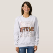 Herbst-Mädchen-Repeating-Varsity-Typografie Sweatshirt (Vorne ganz)