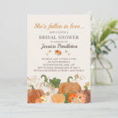 Herbst Orange Pumpkins Gold Brautparty Einladung (Stehend Vorderseite)