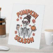 Herbst-Pumpszeit Sockelschild (In Situ)