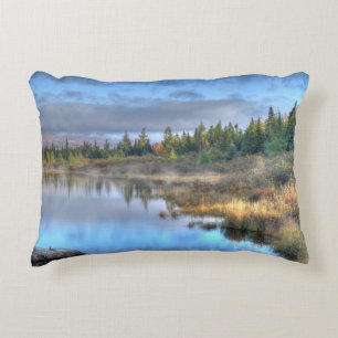 Herbst Sonnenaufgang am Moosehead Lake Maine Zierkissen