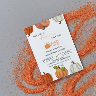 Herbst unser kleiner Kürbis, der einen ersten Gebu Einladung