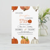 Herbst unser kleiner Kürbis, der zwei 2. Geburtsta Einladung (Stehend Vorderseite)