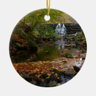 Herbst-Wasserfall und Bach Pennsylvania Natur Keramikornament