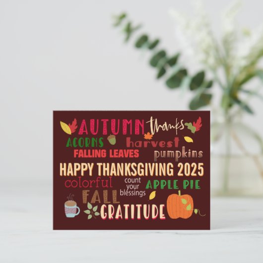 Herbst WordArt Happy Thanksgiving 2024 Braun Postkarte (Stehend Vorderseite)