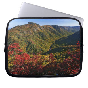Herbstaussicht der Linville Schlucht oft als die Laptopschutzhülle