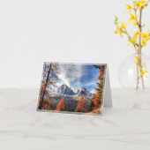 Herbstbäume und Berg mit individuellem Text Karte (Gelbe Blume)