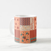 Herbstblatt-Eicheln-Patchwork-Muster-Kunst Kaffeetasse (Vorderseite Links)