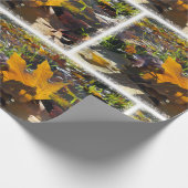 Herbstblatt in der Sonne Geschenkpapier (Ecke)