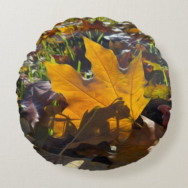 Herbstblatt in der Sonne Rundes Kissen (Vorderseite)