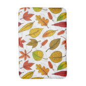 Herbstblätter auf weiß badematte (Vorderseite Vertikal)