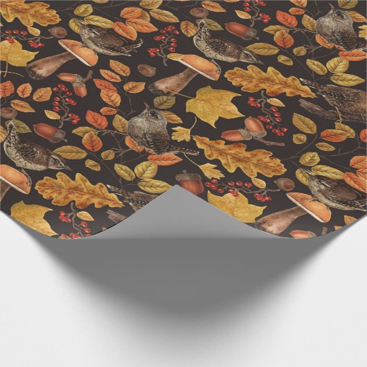 Herbstblätter, Beeren, Pilze und Früchte Geschenkpapier (Ecke)