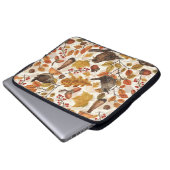 Herbstblätter, Beeren, Pilze und Früchte Laptopschutzhülle (Vorne Knopf)