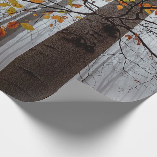 Herbstblätter fallen unter Waldblatt Geschenkpapier (Ecke)