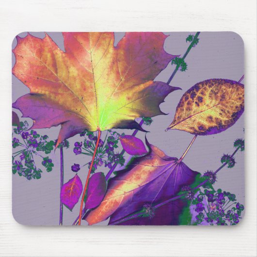Herbstblätter in Flieder Mousepad (Vorne)