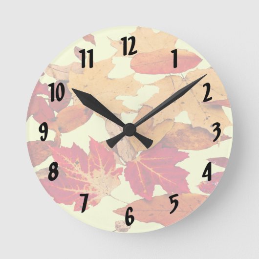 Herbstblätter in rot-orange-braune Uhr (Vorderseite)