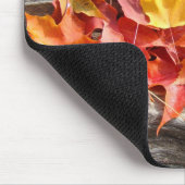 Herbstblätter-Mauspad Alles Gut! Fall River Mousepad (Ecke)