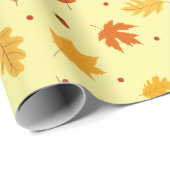 Herbstblätter, Nüsse aus Eichen, Muster Erntedank Geschenkpapier (Rolleneckpunkt)