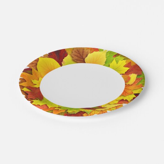 Herbstblätter Pappteller (Schrägansicht)