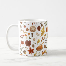 Herbstblätter und Kürbis im weißen Erntedank Kaffeetasse