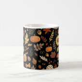 Herbstblätter und Pumpkins im Schwarzen Erntedank Kaffeetasse (Mittel)