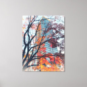 Herbstblätter und Wolkenkratzer Leinwanddruck