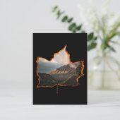 HERBSTBLÄTTER WALD BERG POSTKARTE (Stehend Vorderseite)