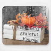 Herbstbücher im Fenster "Rainy" Mousepad (Vorne)