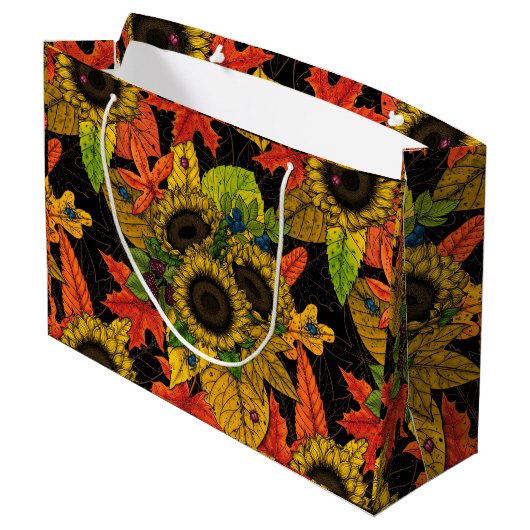 Herbstbukett auf schwarz große geschenktüte (Rückseite Schrägansicht)