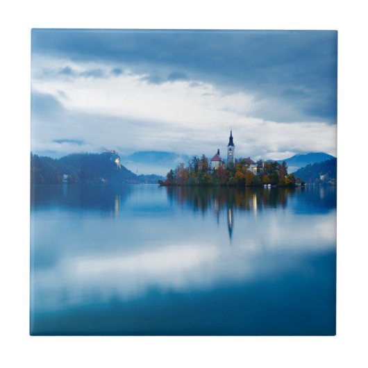 Herbstdämmerung am Bled-See Fliese (Vorderseite)