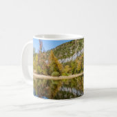 Herbstdenken am Buffalo National River Kaffeetasse (Vorderseite Links)