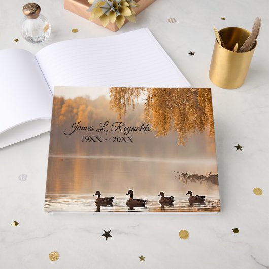 Herbstducken mit Bäumen Gästebuch (Vorderseite Offen)