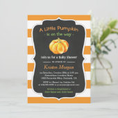 Herbstdusche Orange Pumpkin Fall Baby Einladung (Stehend Vorderseite)