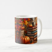 Herbsternte-Bücher & Kürbis-Kaffeetassen-Wrap Kaffeetasse (VorderseiteRechts)