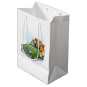 Herbsternte in einem grünen LKW Mittlere Geschenktüte (Vorderseite Schrägansicht)