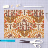 Herbstfalke auf Weiß Seidenpapier (Handwerk)